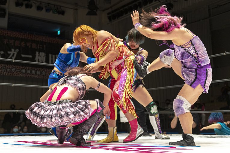 神取＆アジャ＆“W井上”！ レジェンドたちが若手精鋭軍との「3本勝負」で必殺技連発…“お祭り”カードに見た歴史的意義とは？(40)