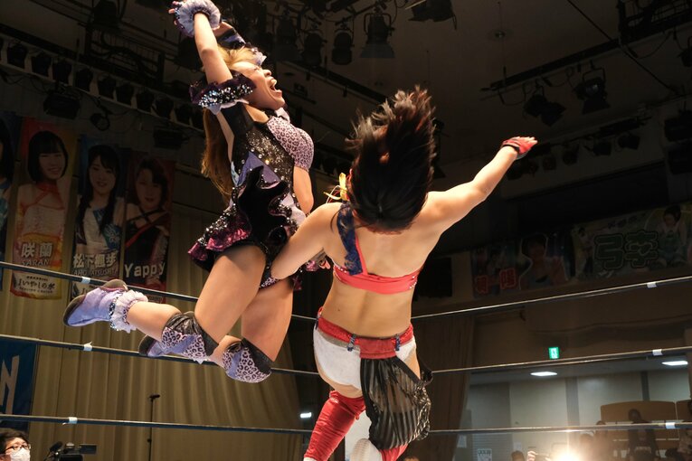 「燃え尽きるさまを見てほしい」米AEWで活躍、日本でも2冠の志田光が「日本の女子プロレスが世界最高」と語る理由(31)