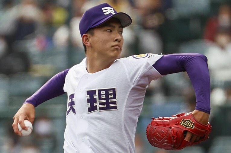 天理のエース達孝太。161球、134球、164球という球数にも注目が集まっている ／ photograph by KYODO