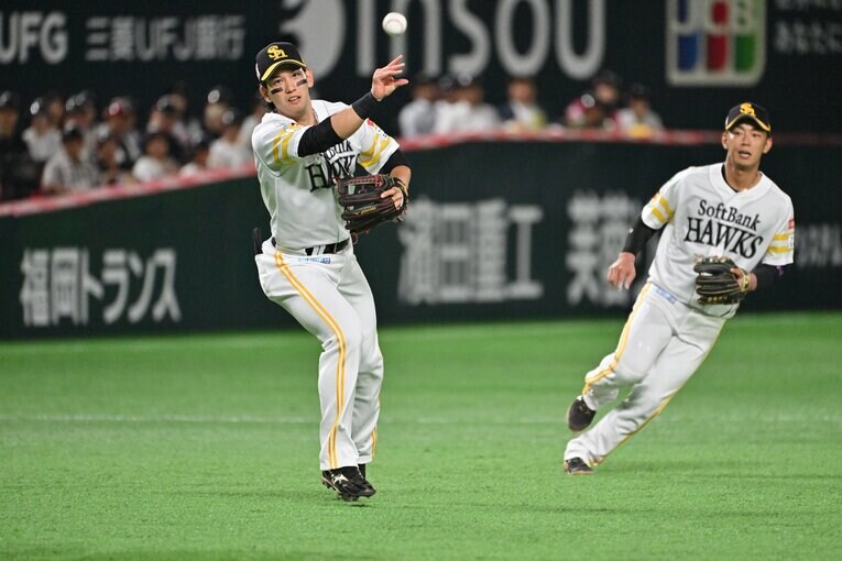 「う、うますぎる…」【今宮の天才プレー集】20枚超／2024年 ©Hideki Sugiyama