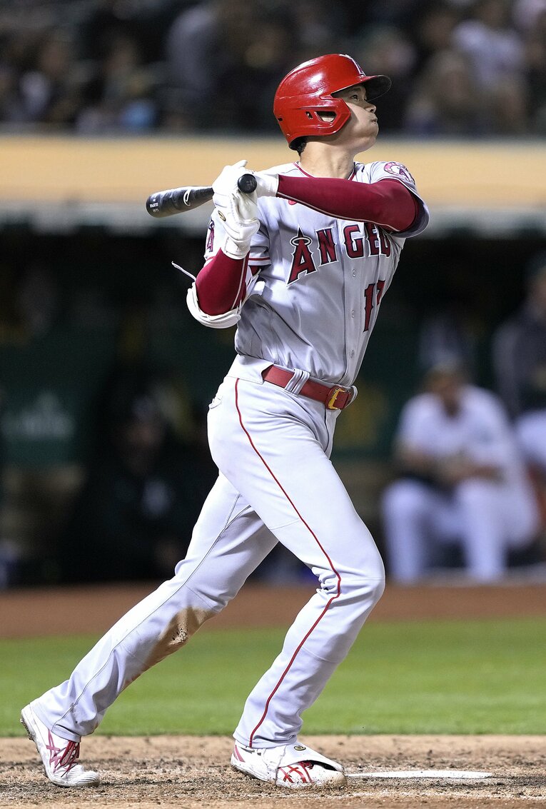 8月9日のアスレチックス戦で25号ソロを放つ大谷翔平　©Getty Images