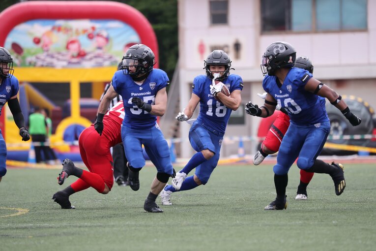 快足レシーバーとして日本トップのアメフトチーム・パナソニックインパルスで活躍する桑田の現在／チーム提供