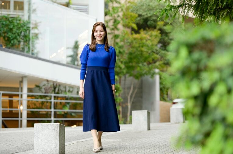 三宅絹紗アナ　©Hirofumi Kamaya