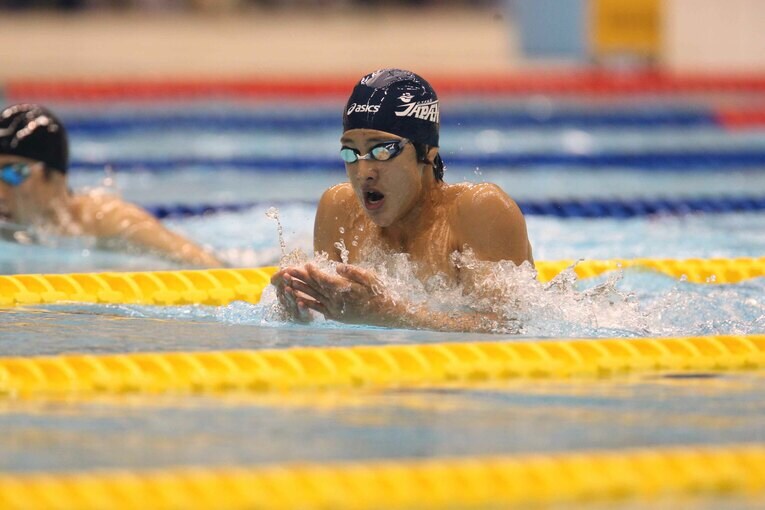 中学時代の瀬戸。この頃から世代トップを走り続けている　©AFLO