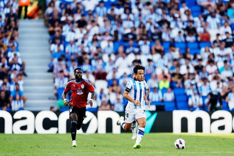 久保建英2戦連続MOMにアシスト、響き渡る「タケクボコール」も冴えない表情「やはりシルバ不在は…」カメラマンが感じたこと(52)