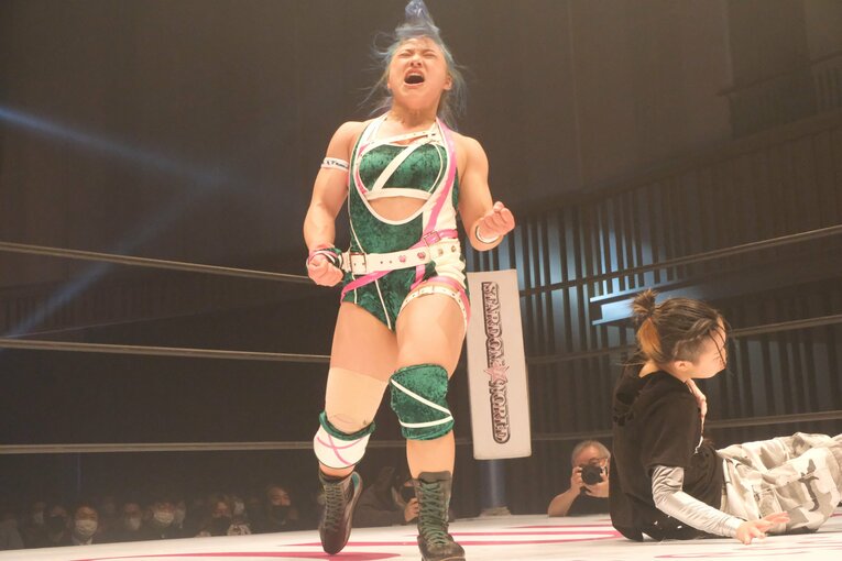 天咲光由19歳が観客のハート撃ち抜く“破格”デビュー！ 靭帯断裂から復帰の飯田沙耶は「自分は泥団子」 スターダム“生え抜き”たちの未来(87)