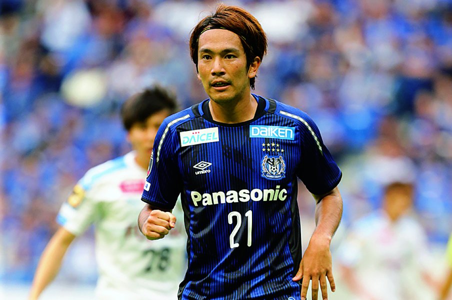 異能の司令塔・矢島慎也。不遇のときを乗り越えて。~宮本監督も信じる必殺のパス~<Number Web> photograph by J.LEAGUE