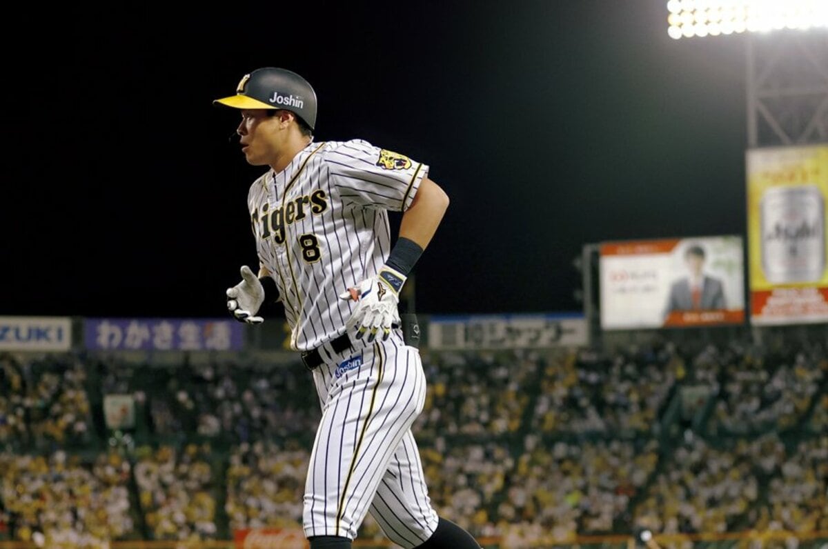 タイガース V逸の先に 佐藤輝明が背負ったもの プロ野球 Number Web ナンバー