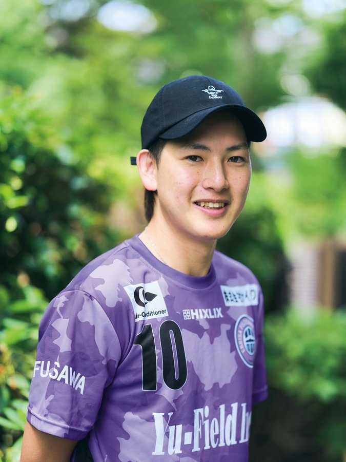 小学校から高校まで三笘とチームをともにした岸晃司。専修大学を卒業し、現在は社会人チームのエブリサ藤沢ユナイテッドでプレー　©Yuki Suenaga