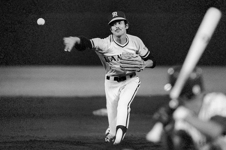 阪神OBが語る“契約更改”舞台ウラ「この金額でハンコを押せません」「5～6度も…200万円アップした選手も」…恒例の“お家騒動”2大原因もズバリ＜Number Web＞ photograph by JIJI PRESS