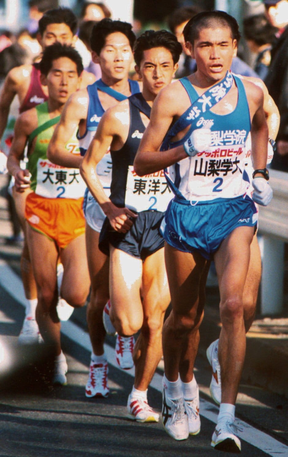 第79回大会、2区で8人抜きの快走を見せた中村祐二　©KYODO