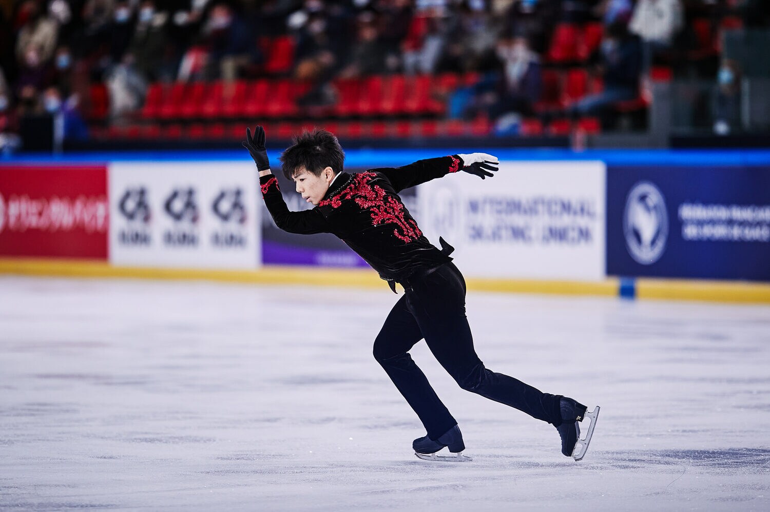 4ルッツと4フリップを成功させた佐藤駿のフリーの演技