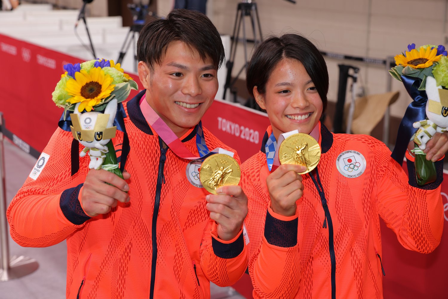 阿部一二三（左）と阿部詩　©Ryosuke Menju／JMPA