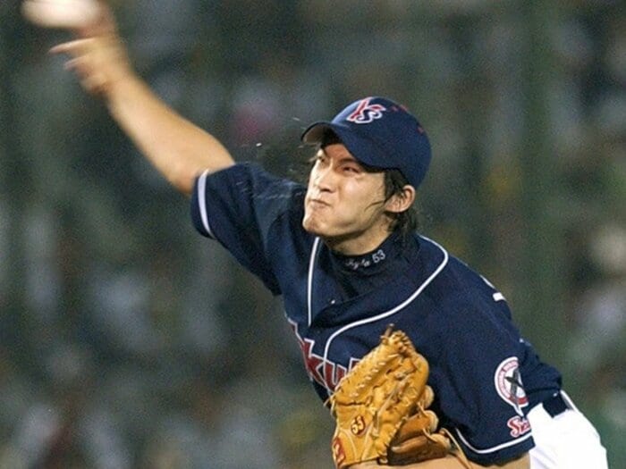 【引退】23歳五十嵐亮太vs巨人最終打席の松井秀喜「全球ストレート」で50号はあまりに強烈だった＜Number Web＞ photograph by Kyodo News