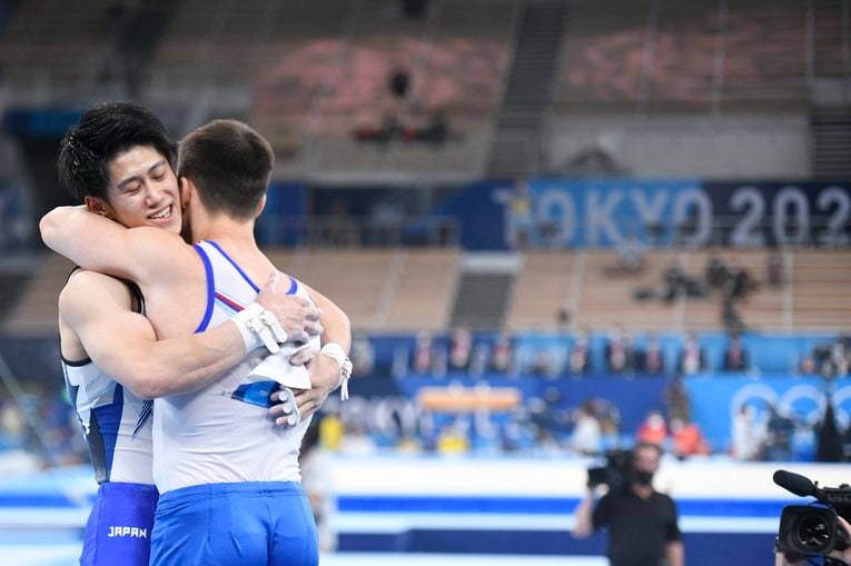 《19歳史上最年少金メダル》体操新王者・橋本大輝は何がすごいのか　高難度の技への挑戦と「常に前だけを見て…」(2)