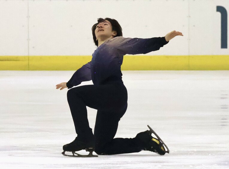 ロンバルディア杯フリーで「トゥーランドット」を披露した鍵山　©KYODO