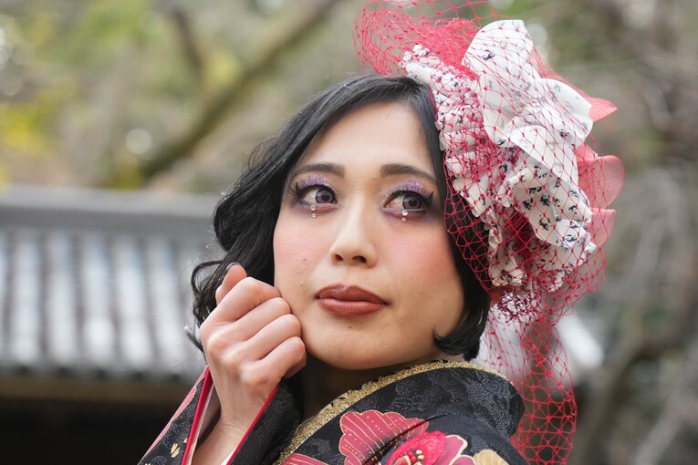 プロレス大賞MVP・上谷沙弥の振袖撮りおろしフォト　©Essei Hara