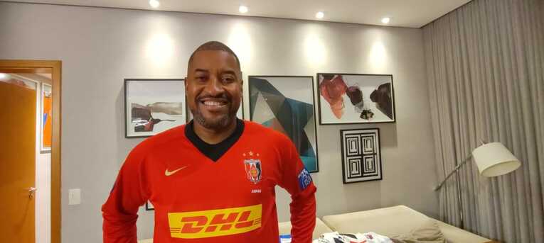 エジミウソンの豪華お宅と家族のラブラブぶり…写真はまだまだ続きます　©Hiroaki Sawada