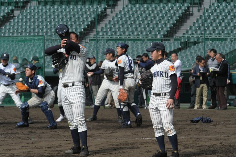 2011年のセンバツにも出場した東北高校　©BUNGEISHUNJU