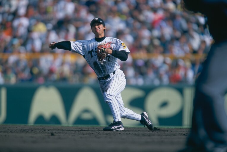 内野各ポジションを守った今岡　©Koji Asakura