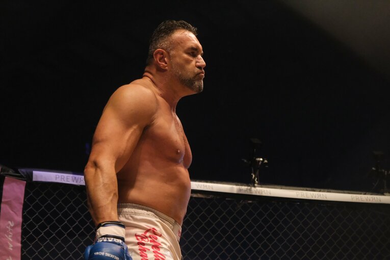 ジェロム・レ・バンナvsキム・ジェフン　©Norihiro Hashimoto