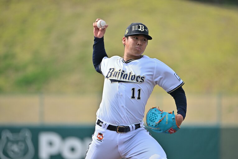 ブレーク２年目となる今春のキャンプで練習に取り組む山下　©Hideki Sugiyama