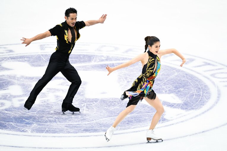 「すごい見つめられている感があって…」高橋大輔＆村元哉中が奏でる新たな関係性「音楽が鳴った瞬間、大ちゃんの目力が変わるんです」(69)