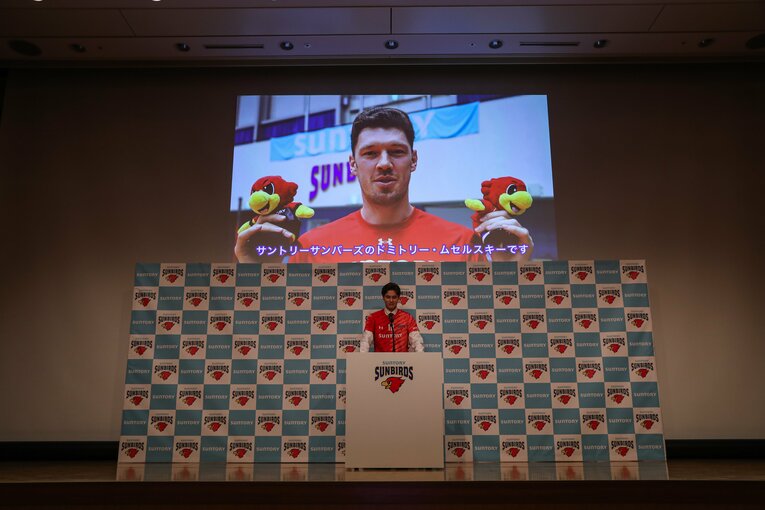 昨季リーグMVPのムセルスキーも高橋藍の加入を歓迎　©︎SUNTORY SUNBIRDS