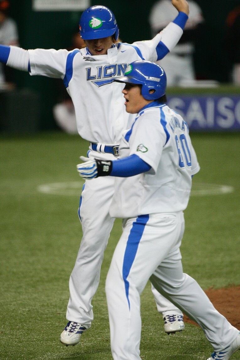 「サンペイ、三振してもいいからさ」“おかわりくん”ブレイク前夜の西武・中村剛也を救った言葉《祝・史上14人目の450本塁打》(10)