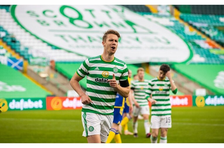 セルティックでプレーするアイェル©Getty Images