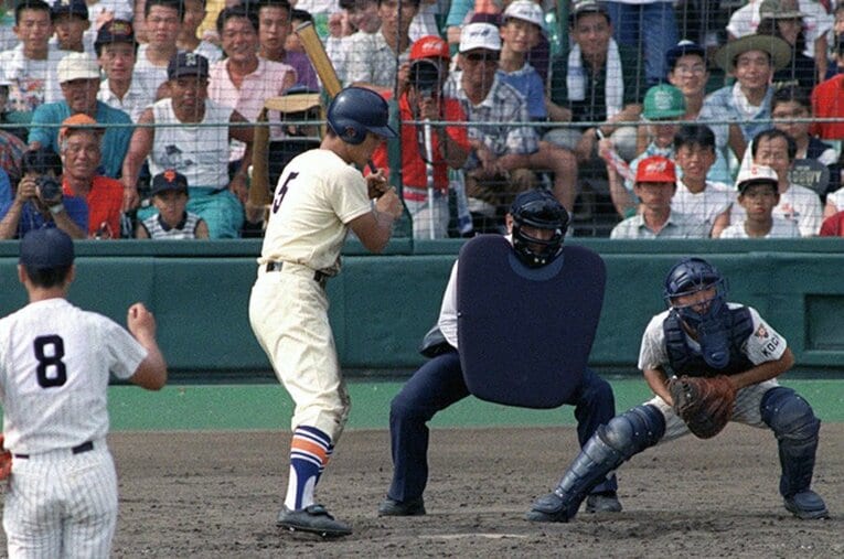 1992年8月16日、夏の甲子園大会2回戦の明徳義塾戦で、5打席連続敬遠を受けた星稜時代の松井秀喜 ／ photograph by KYODO
