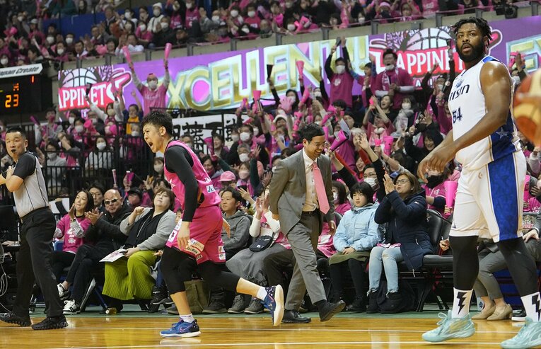 ＜龍角散presents エールの力2024⑥＞秋田ノーザンハピネッツの田口成浩は、勝負の行方を左右する「声援の怖さ」を知っている。(4)