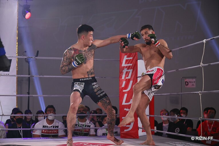 “絶対の寝技”はグレイシーの再来か…クレベル・コイケが“悪童”に完勝、RIZINフェザー級の中心は誰に？「アサクラともう一回、かな」(15)