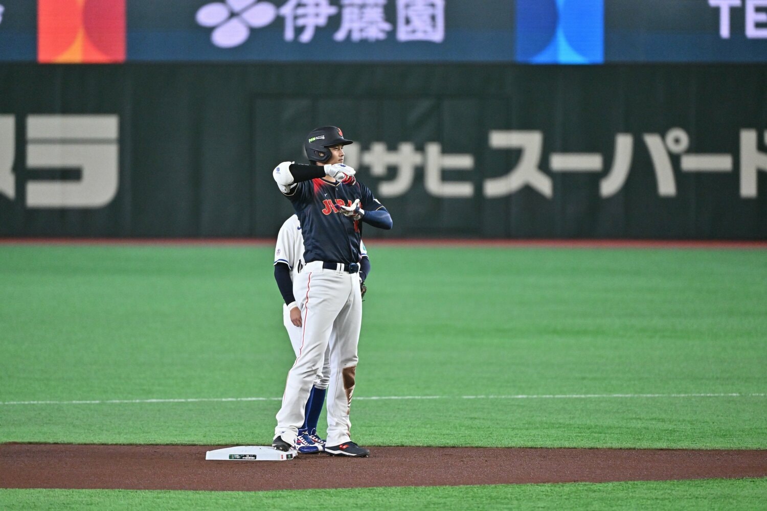 初戦の初球を二塁打とした大谷　©Hideki Sugiyama