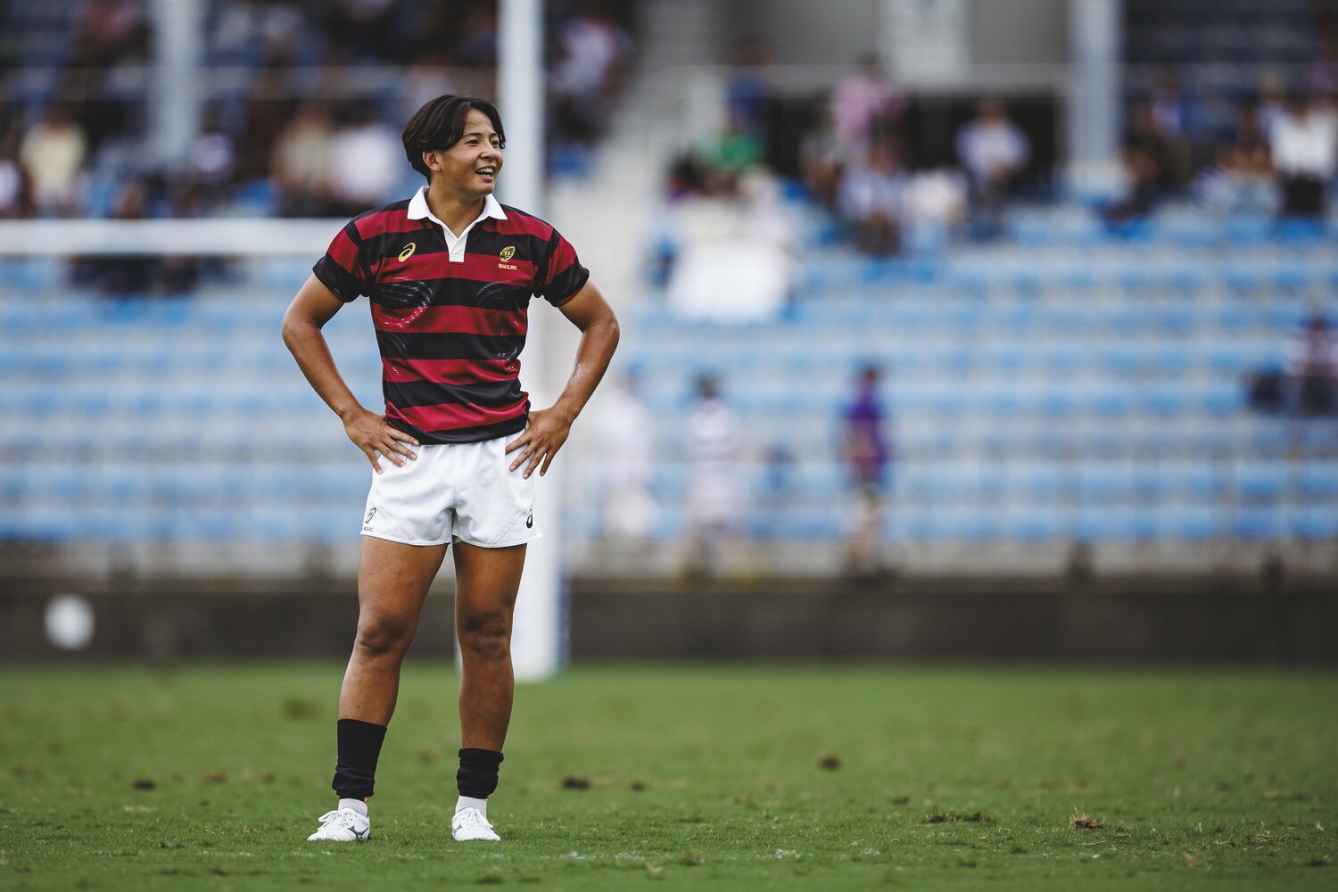 1年生ながら早稲田大の10番を背負う服部亮太。パス・キック・ランとすべてのスキルが高く、佐賀工業高校時代から将来の日本代表として期待されている（178センチ、80キロ）　©︎Kiichi Matsumoto