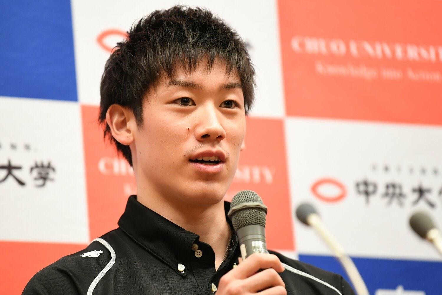 欧州への挑戦を決め、会見に出席する石川祐希（2017年） ©︎Kiyoshi Sakamoto/AFLO