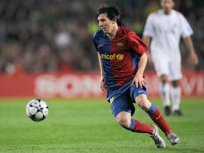 “楽しむサッカーと衝突するサッカー”バルサは欧州の王になるべきだ。＜Number Web＞ photograph by Takuya Sugiyama