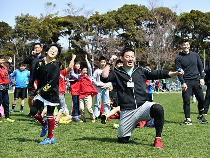 キッズスポーツキャンプin湘南、開催！井上康生と五郎丸歩が伝えたかったこと。＜Number Web＞ photograph by (C)ALL SPORTS COMMUNITY