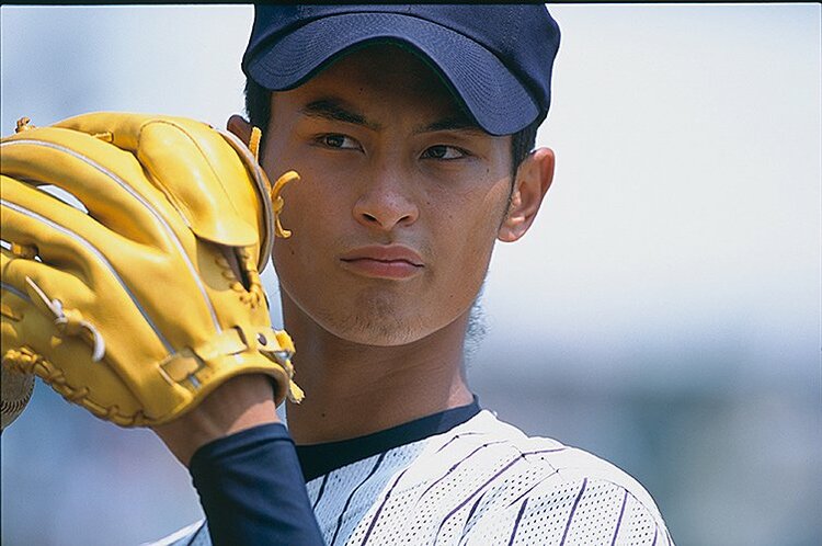 高校球児のダルビッシュ＆イチローとの歓喜、見たことある？ Number