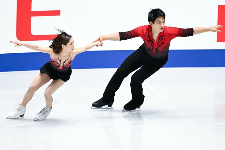 木原は三浦の左手は強く引かないことで、負担を減らしていた