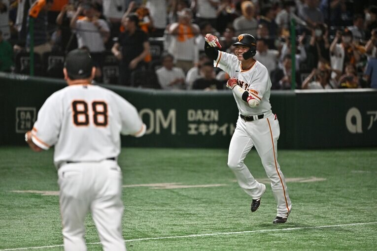【感動写真】34歳坂本勇人が劇的サヨナラ3ラン（5／10枚）　©Hideki Sugiyama
