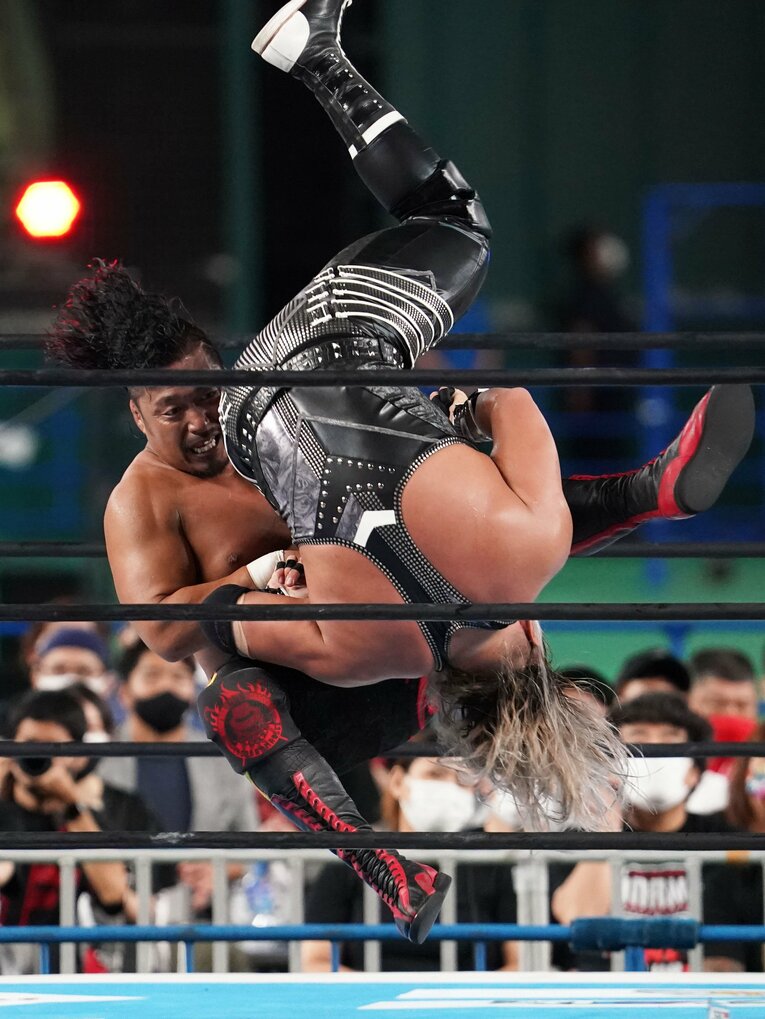 EVILにラスト・オブ・ザ・ドラゴンを決める鷹木