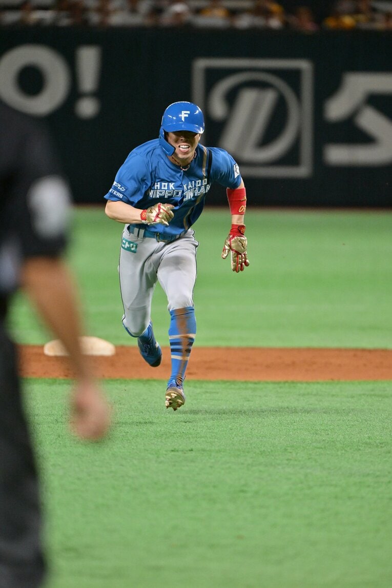 CSファイナル第3戦、代走で登場した日本ハム・五十幡亮汰　©Hideki Sugiyama