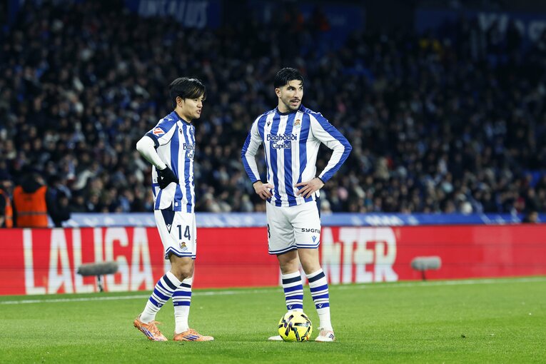 新監督の影響か、久保がFKのキッカーを務める場面が増えた　©Daisuke Nakashima