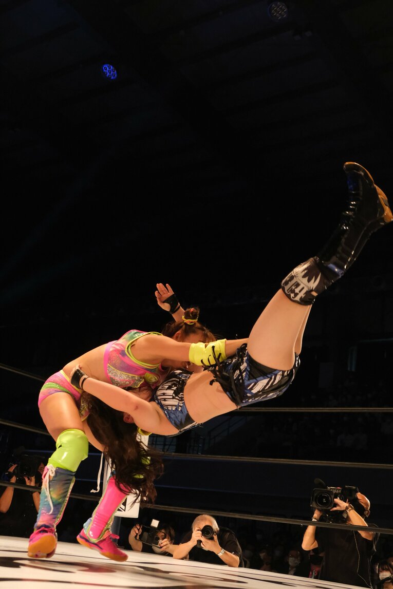 「プレッシャーも凄かったはず」フワちゃんデビュー戦で見えた“プロレスへの本気度”…師匠が明かす舞台裏「100点満点。努力の成果です」(17)