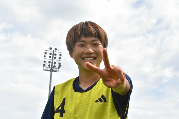 練習中も笑顔の浜野まいか　©JFA/PR