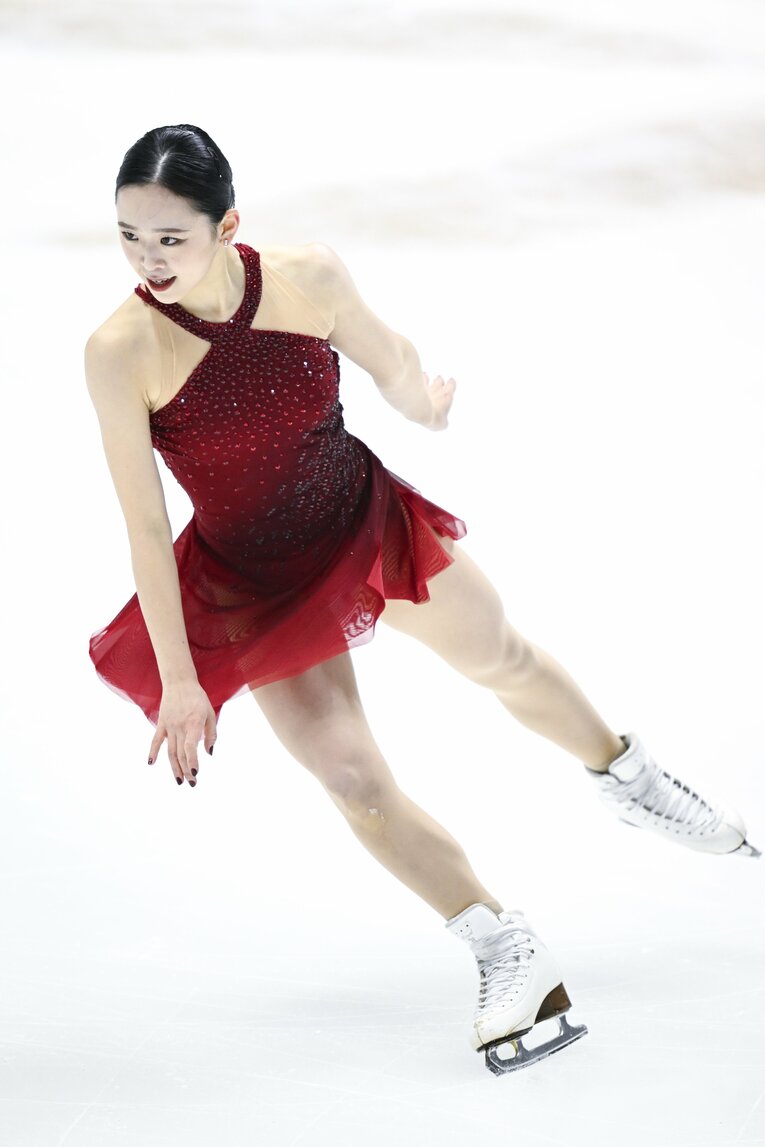 全日本選手権で演技を行う青木祐奈【スワイプするとその他の写真もご覧になれます】　©Asami Enomoto