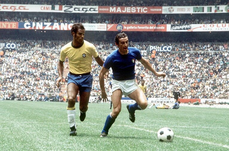 リーバはセリエAでは通算241試合で143得点を挙げ、3度の得点王に輝いた。イタリア代表でも通算35得点で'70年W杯の準優勝に貢献。 ／ photograph by Getty Images