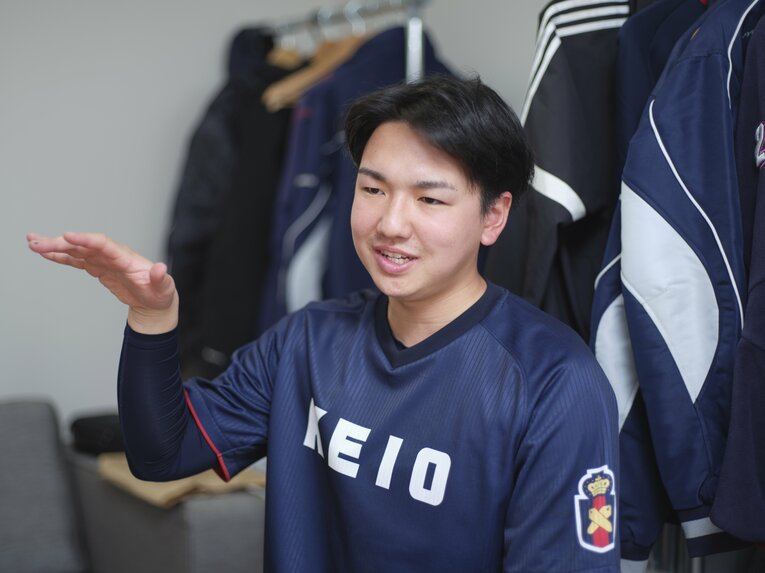 外野担当の松浦廉コーチ　©︎Yuki Suenaga