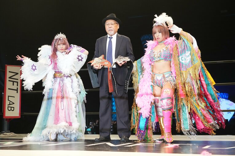 白川未奈vs中野たむ　©Essei Hara